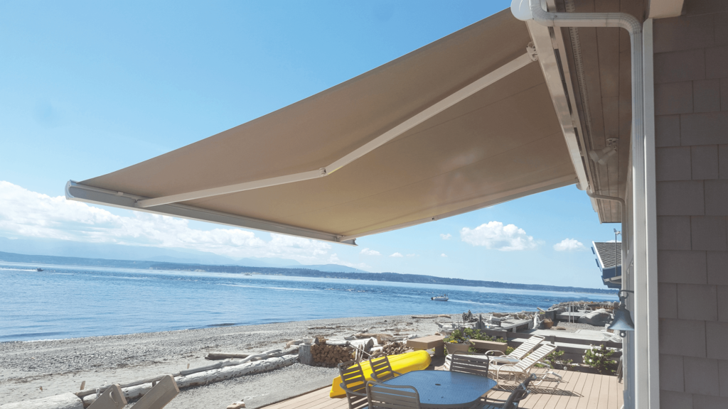 Bella-Plus-patio-shade-fully-extended-1024x576